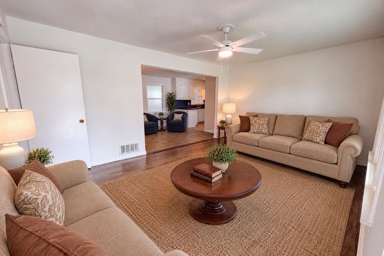 Photo 9 of 21 of 1276 Robin Rd NE, Conyers, GA