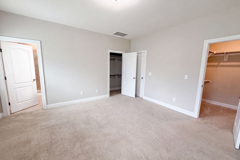 Photo 4 of 16 of 109 Belle Plain Dr, Morrisville, NC