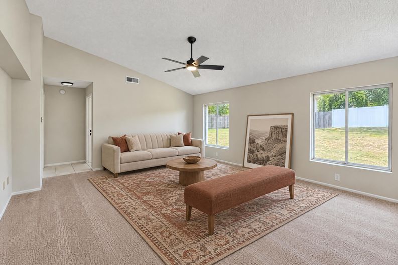 Photo 6 of 22 of 1572 Deerfield Ave, Deltona, FL