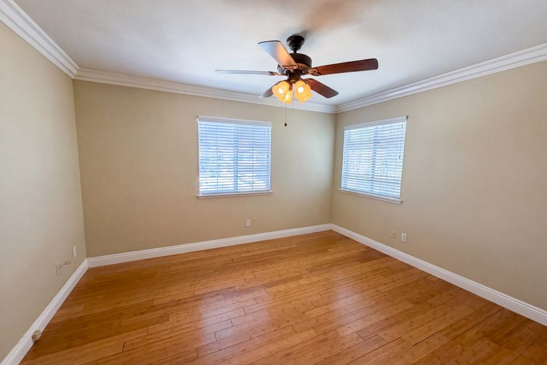 Photo 16 of 21 of 27801 Canyon Hills Way, Murrieta, CA