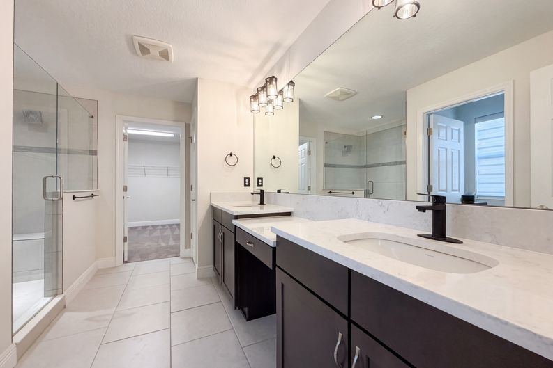 Photo 19 of 33 of 12643 Horseshoe Bend Dr, Lithia, FL