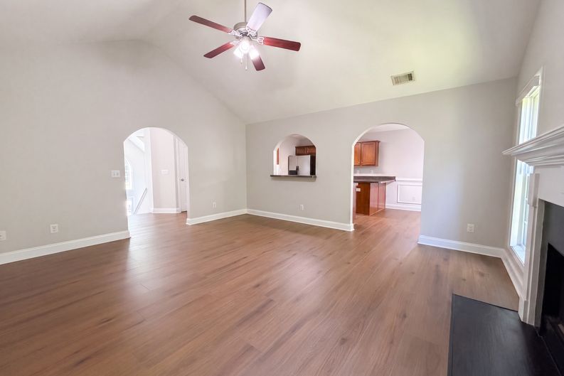 Photo 25 of 32 of 4468 Karron Dr, Powder Springs, GA