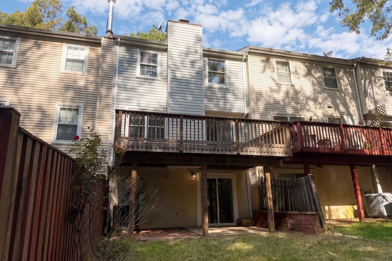 Photo 23 of 27 of 8303 Snowden Oaks Pl, Laurel, MD
