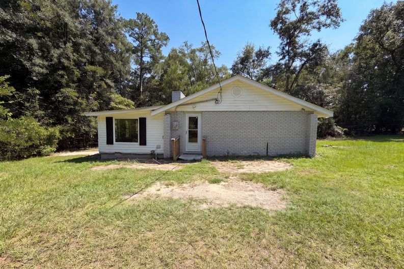 Photo 4 of 14 of 9306 Wilson Blvd, Columbia, SC