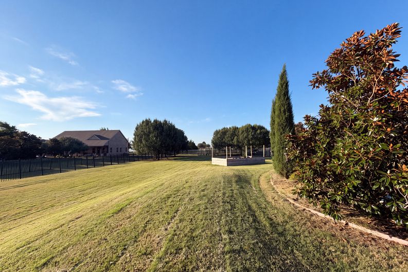 Photo 19 of 25 of 6530 Swallow Ct, McKinney, TX