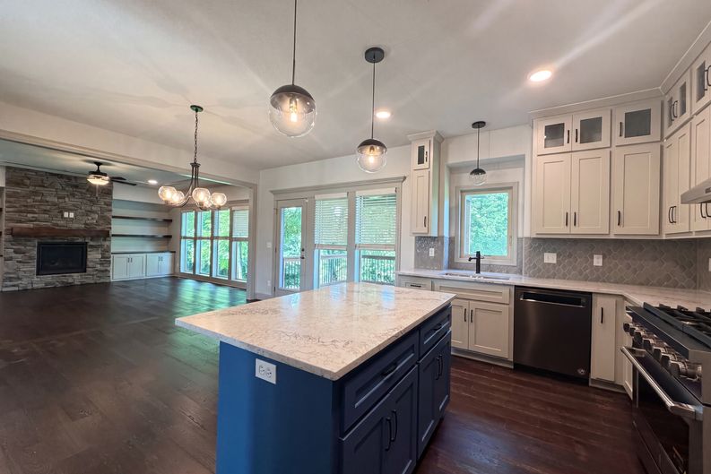 Photo 8 of 34 of 7540 N Amity Ave, Kansas City, MO