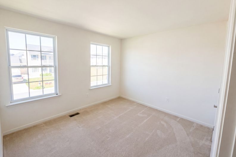 Photo 9 of 23 of 176 Bellflower Ln, Magnolia, DE