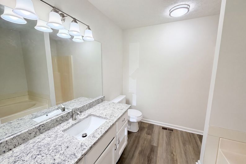 Photo 10 of 20 of 806 Ruswood Rd, Winder, GA