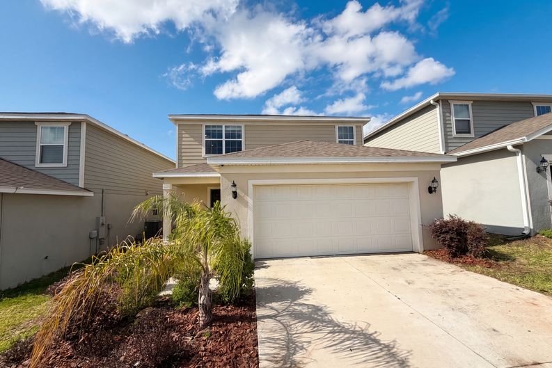 Photo 20 of 24 of 7768 Syracuse Dr, Clermont, FL