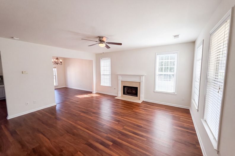 Photo 19 of 48 of 12 Columns Way, Newnan, GA