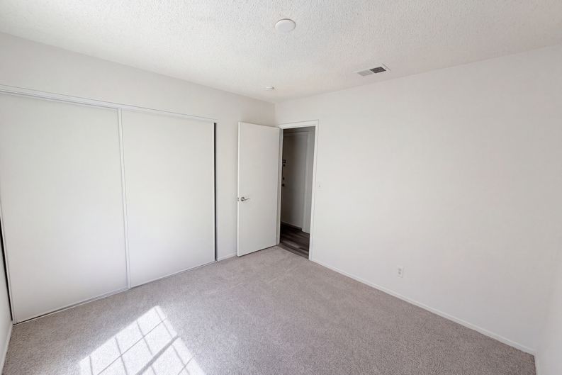 Photo 21 of 34 of 2304 Sabroso St, Las Vegas, NV
