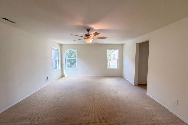 Photo 18 of 35 of 4732 Lonnie Dr, Rolesville, NC