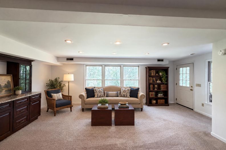 Photo 20 of 27 of 840 Highland Crest Dr, Nashville, TN
