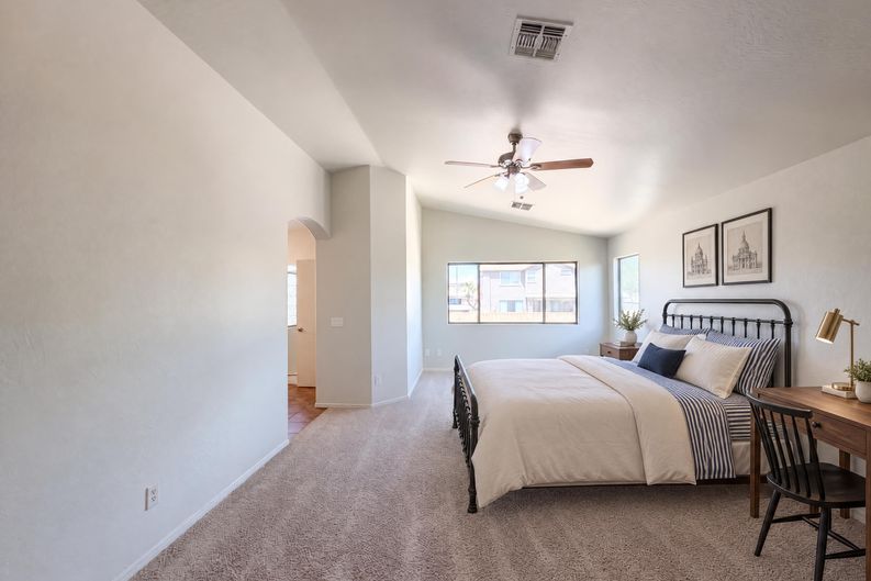 Photo 4 of 30 of 25798 W Hilton Ave, Buckeye, AZ