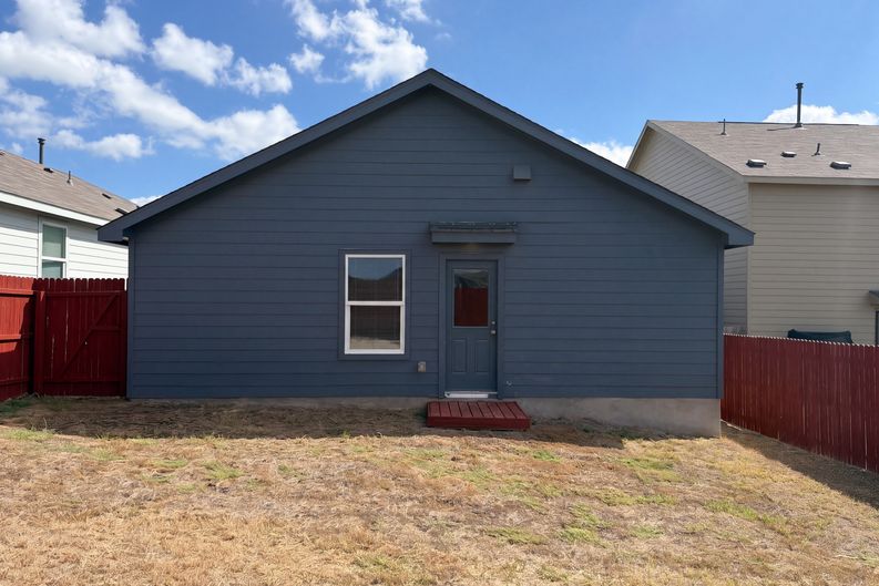 Photo 5 of 22 of 241 Payton Pl, Cibolo, TX