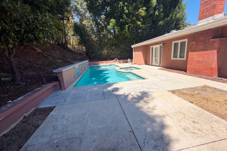 Photo 22 of 25 of 7365 Pomelo Dr, West Hills, CA
