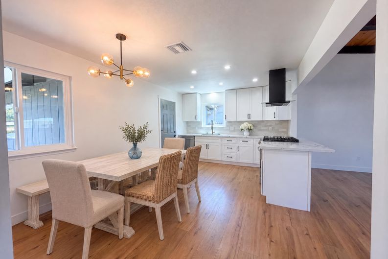 Photo 10 of 20 of 8129 Rannock Dr, Stockton, CA