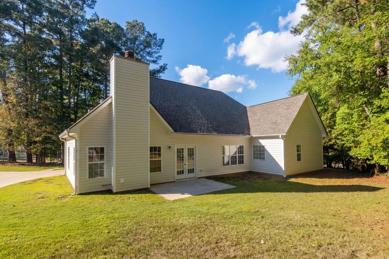 Photo 5 of 29 of 100 Pine Shoals Trl, Fayetteville, GA