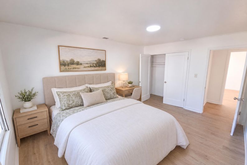 Photo 21 of 29 of 2580 Verna Way, Sacramento, CA