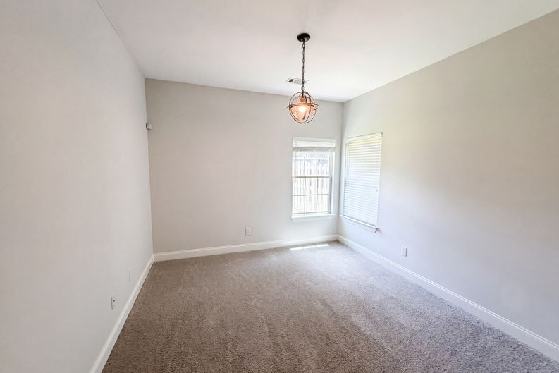 Photo 15 of 26 of 301 Cypresshill Ct, Simpsonville, SC