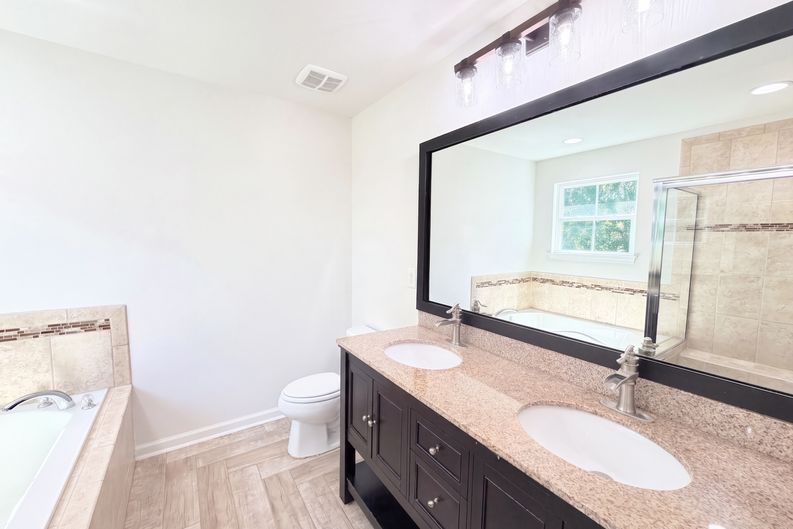Photo 6 of 23 of 4157 Oconnell St, Indian Trail, NC