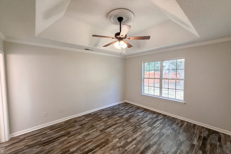 Photo 4 of 19 of 3760 Sedgewick Dr SW, Concord, NC