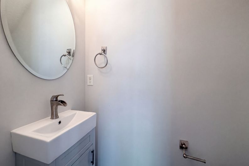 Photo 12 of 19 of 9606 Jack Russell Ct, Charlotte, NC