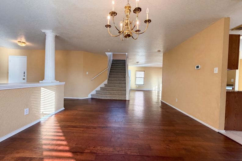 Photo 7 of 19 of 121 Springtree Fld, Cibolo, TX
