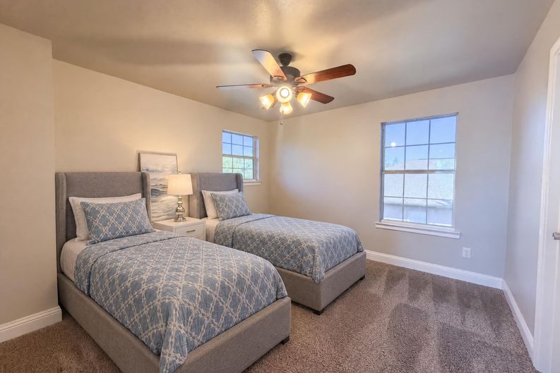 Photo 7 of 17 of 6006 Colorado St, Greenville, TX