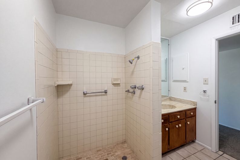 Photo 16 of 21 of 3115 N 53rd Dr, Phoenix, AZ