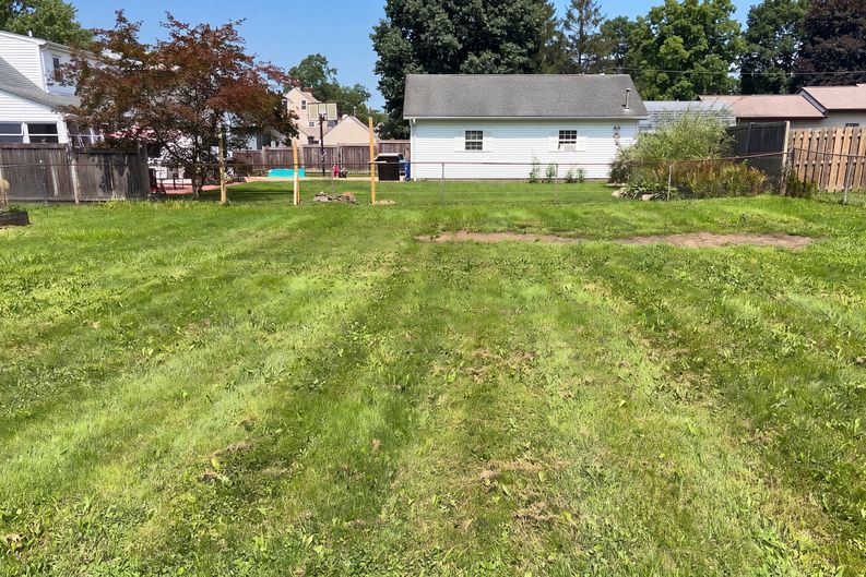 Photo 33 of 35 of 1408 Genesee Ave NE, Warren, OH