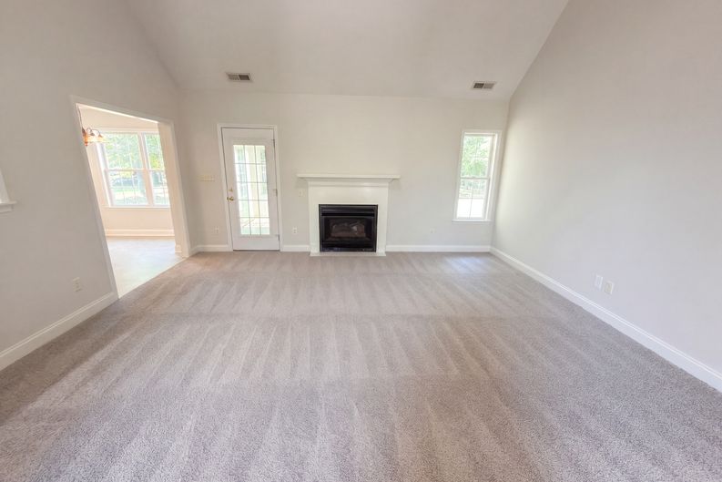 Photo 3 of 19 of 4305 Atkinson Way, Monroe, NC