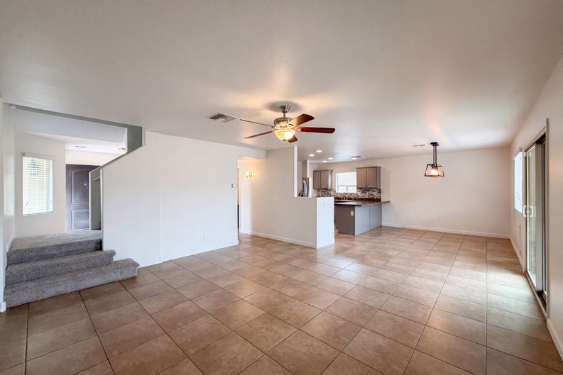 Photo 3 of 22 of 28539 N Moonstone Way, San Tan Valley, AZ