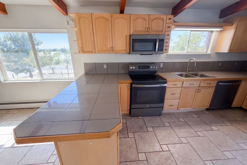 Photo 14 of 63 of 7811 W 62nd Ave, Arvada, CO