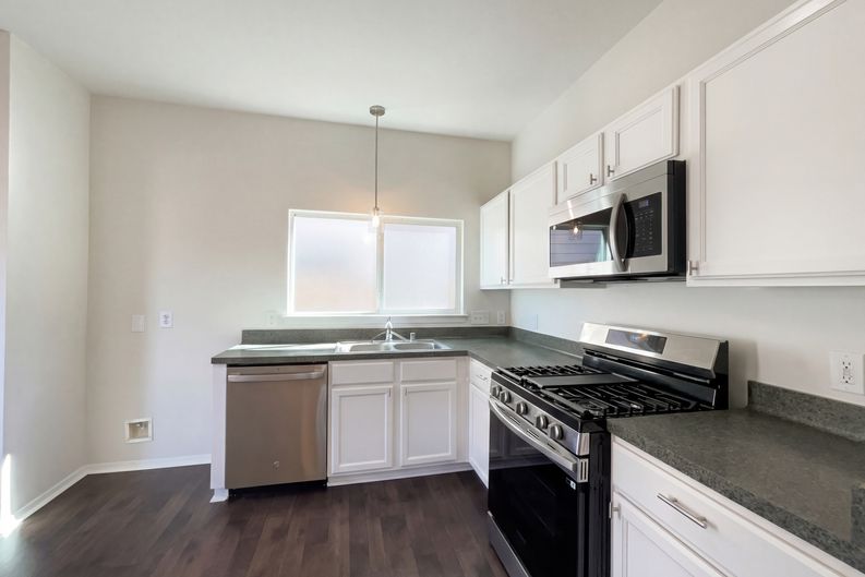 Photo 8 of 17 of 6434 Provident Green Dr, Katy, TX