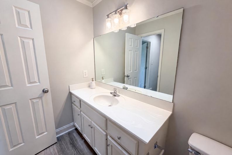 Photo 17 of 23 of 212 Timberlane Dr, Belmont, NC