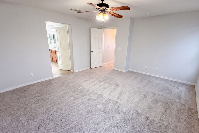 Photo 4 of 42 of 11719 W Port Au Prince Ln, El Mirage, AZ