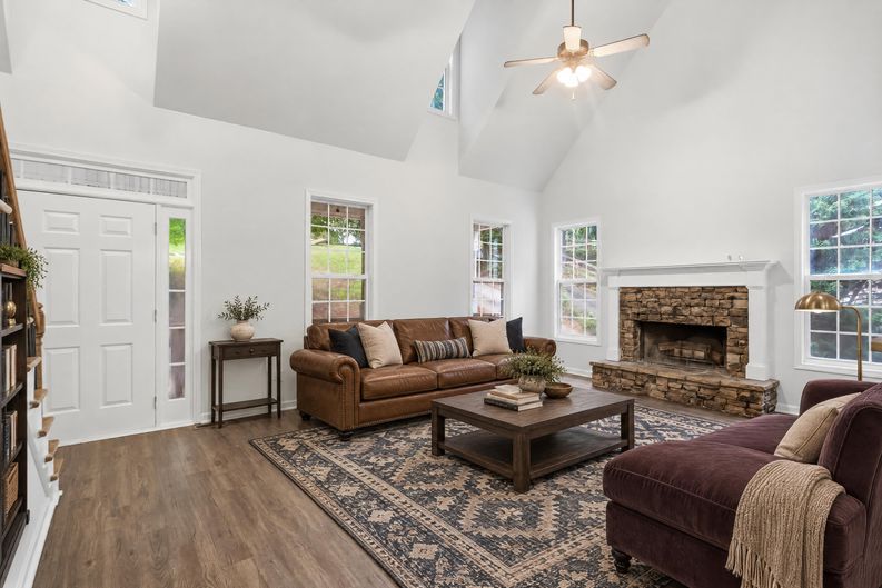 Photo 7 of 35 of 10283 Freehome Hwy, Canton, GA