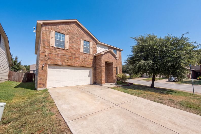 Photo 17 of 19 of 679 Trinity Mdw, San Antonio, TX