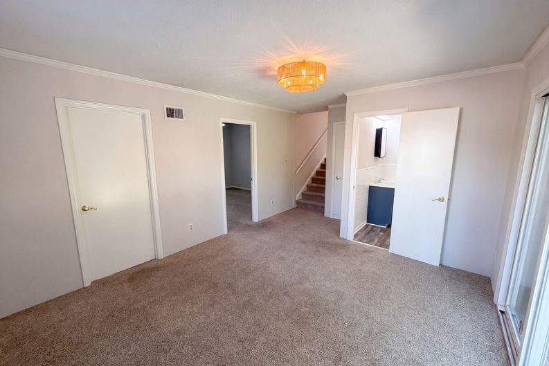Photo 38 of 41 of 1030 McLaughlin Dr, Charlotte, NC