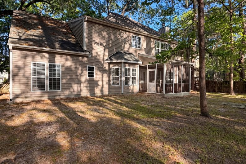 Photo 5 of 27 of 8692 Hickory Creek Ct, North Charleston, SC