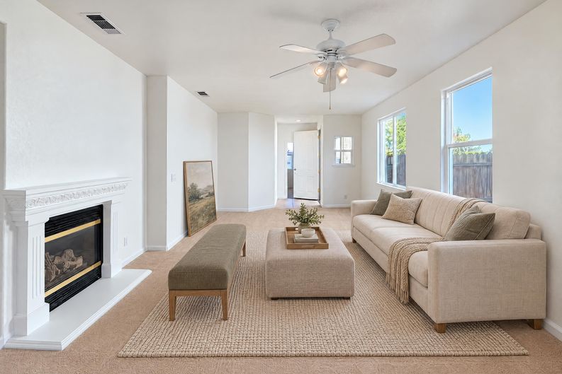 Photo 11 of 22 of 8888 Billfish Way, Sacramento, CA