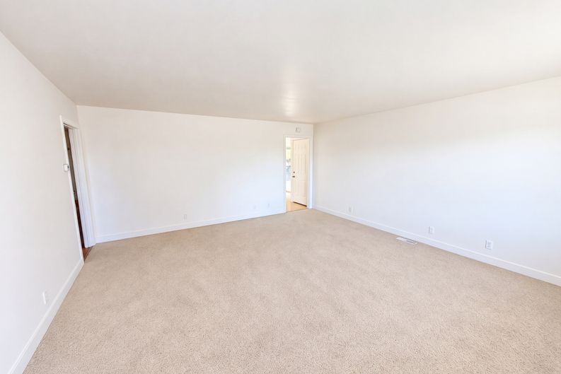 Photo 3 of 15 of 108 Winchell Ct, Vallejo, CA