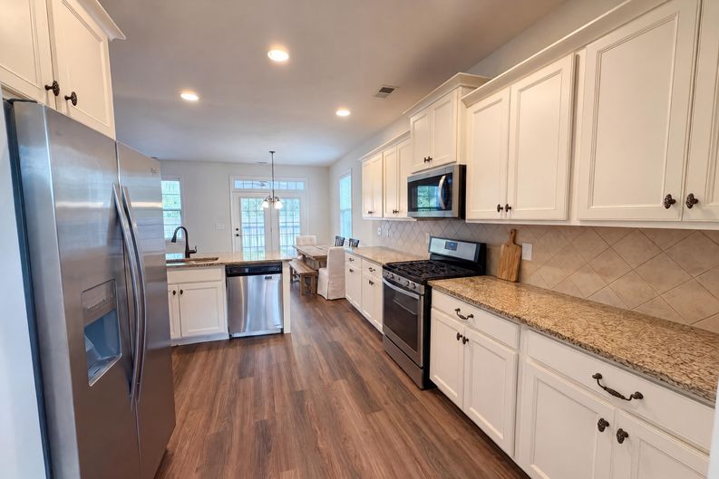 Photo 6 of 22 of 317 Whispering Breeze Ln, Summerville, SC