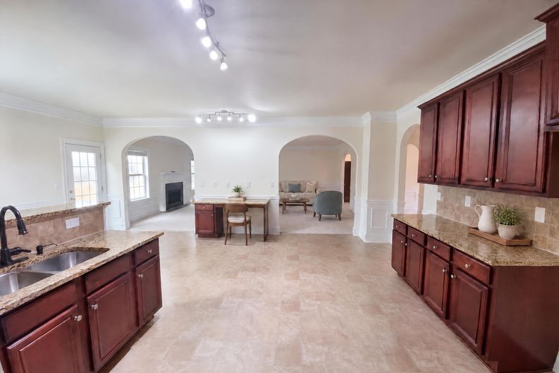 Photo 6 of 38 of 3581 Morinda Dr, Douglasville, GA