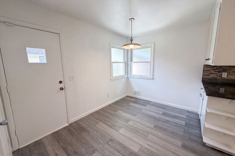 Photo 6 of 31 of 6180 6th St NE, Fridley, MN