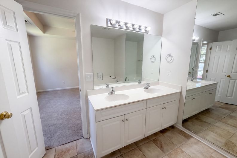 Photo 22 of 26 of 9325 Ayscough Rd, Summerville, SC