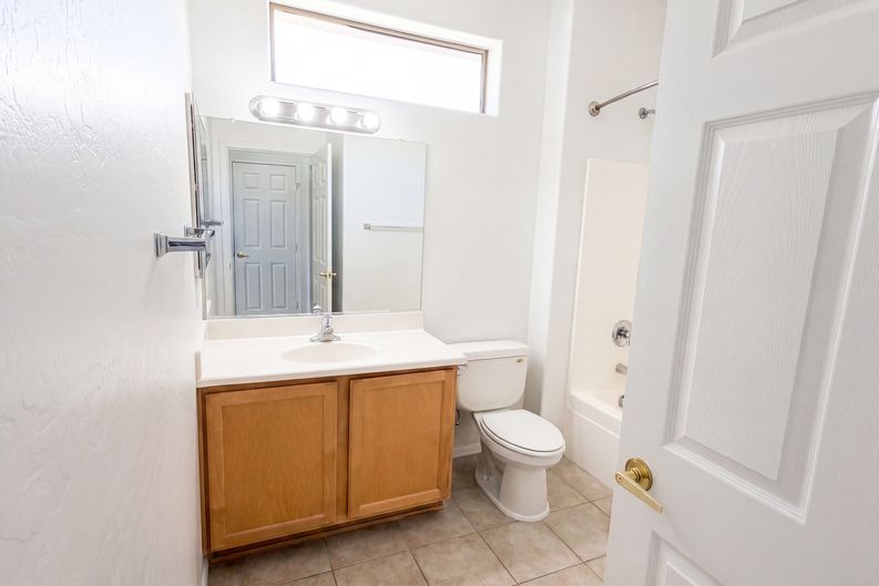 Photo 17 of 26 of 20863 N Sequoia Crest Dr, Surprise, AZ