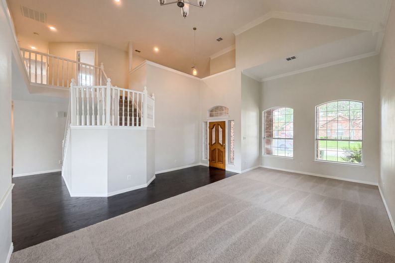 Photo 7 of 41 of 2211 Dana Dr, Flower Mound, TX