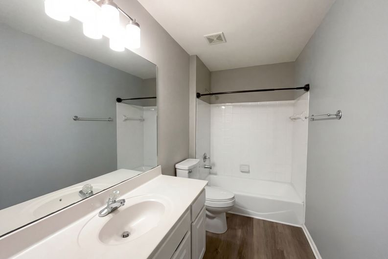 Photo 18 of 21 of 433 Heath Pl, Smyrna, TN